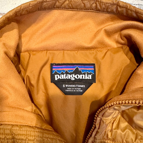 Patagonia Women’s Lightweight Radalie Bomber Jacket. Umber Brown - Picture 3 of 6